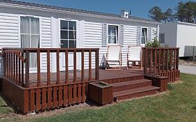 Bungalow Au Bord De La Piscine 4 Pers 5A